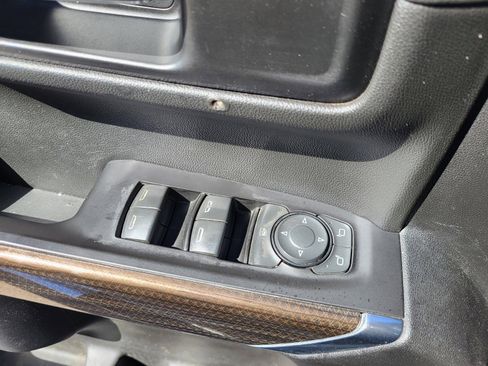 Used 2020 Chevrolet Silverado 1500 LT w/ All-Star Edition image 13