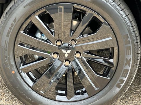 New 2025 Mitsubishi Outlander Sport AWD image 24