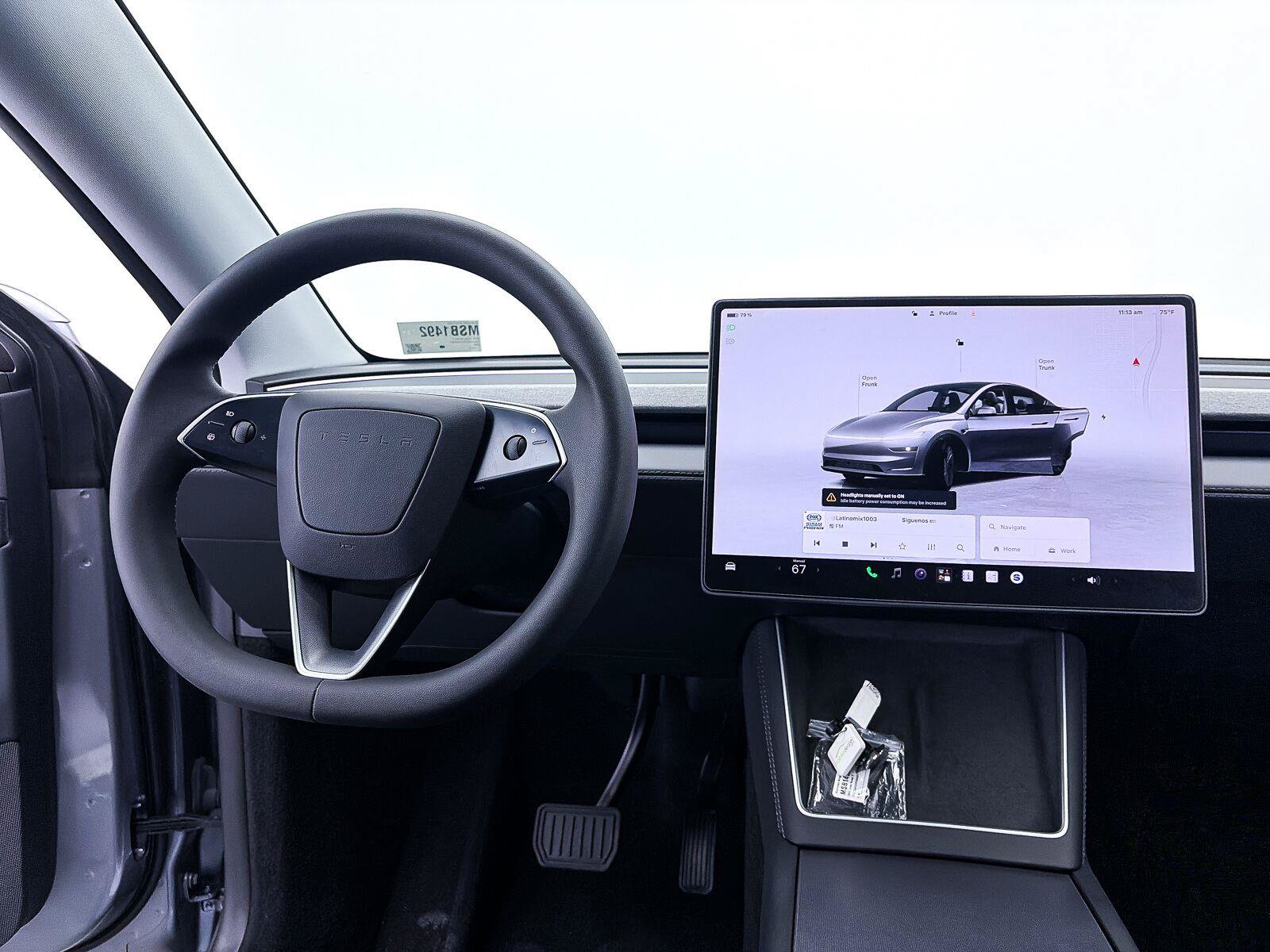 Used 2026 Tesla Model Y AWD image 3