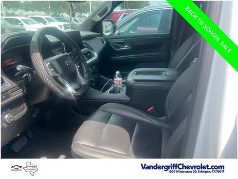 Used 2023 Chevrolet Suburban Z71 AWD/4WD image 11