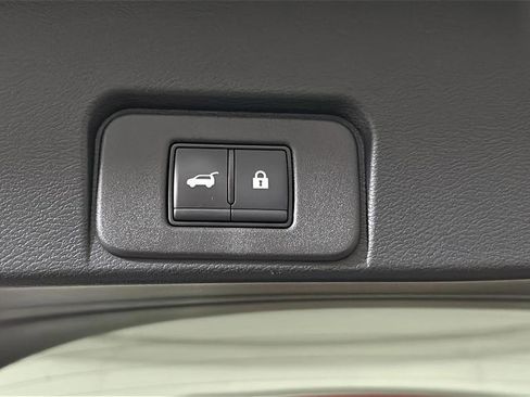 Used 2024 Nissan Rogue SL w/ SL Premium Package FWD image 21