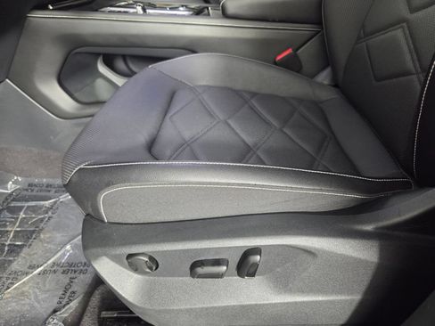 Used 2024 Volkswagen Atlas SE FWD image 10