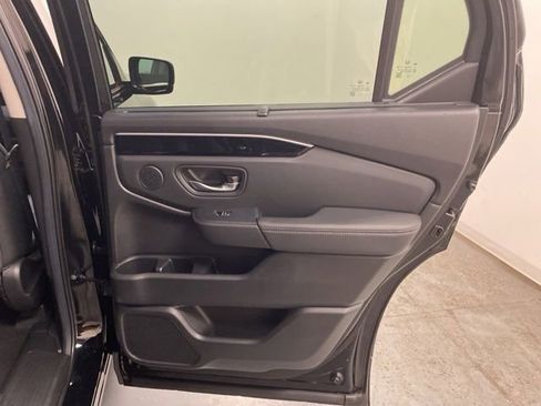 Certified 2025 Honda Pilot EX-L image 26