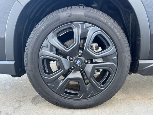 Used 2024 Subaru Ascent Onyx Edition AWD/4WD image 11