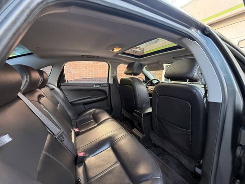 Used 2010 Chevrolet Impala LTZ FWD image 3