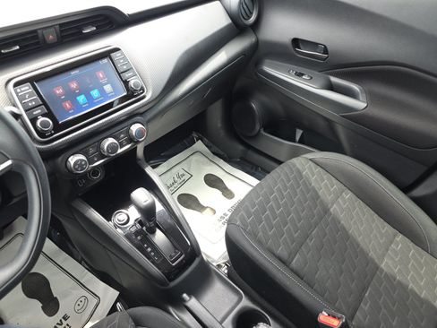Used 2022 Nissan Kicks S w/ Interior Electronics Package FWD image 21