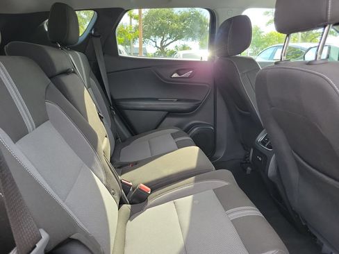 Used 2025 Chevrolet Blazer LT FWD image 14