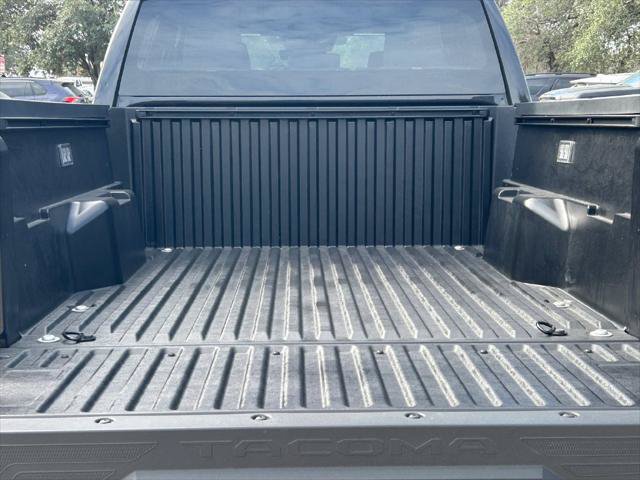 Certified 2026 Toyota Tacoma SR5 AWD/4WD image 13