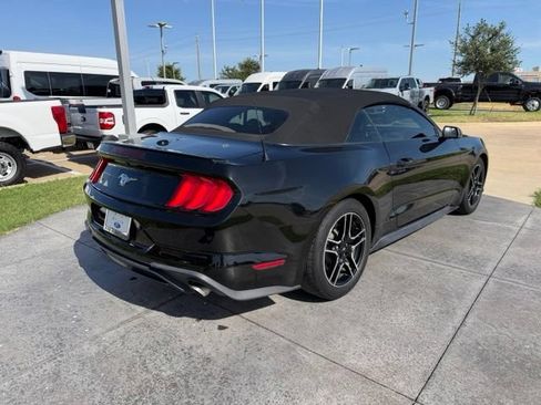 Used 2020 Ford Mustang Premium RWD image 6