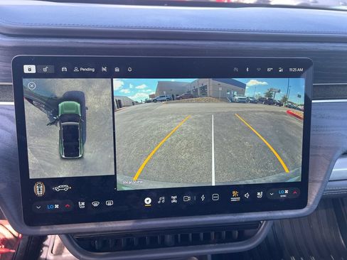 Used 2025 Rivian R1S Adventure Dual AWD/4WD image 13