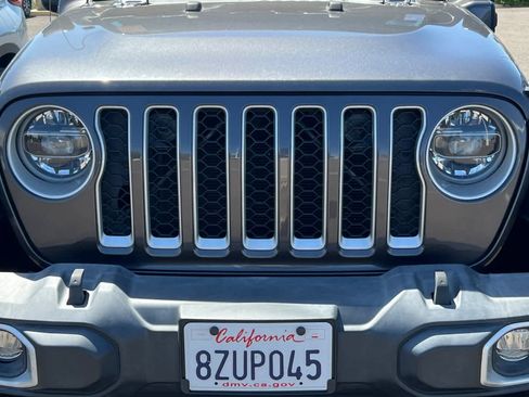 Used 2021 Jeep Wrangler Unlimited Sahara w/ Cold Weather Group AWD/4WD image 12