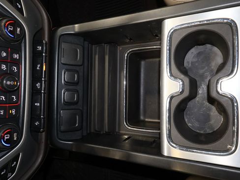 Used 2015 GMC Sierra 1500 SLT w/ SLT Crew Cab Value Package image 9