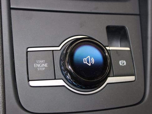New 2025 Volkswagen Tiguan S FWD image 16