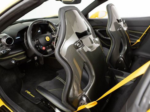 Certified 2021 Ferrari F8 Tributo RWD image 72