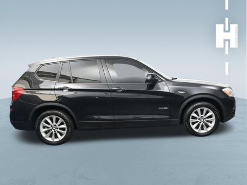 Used 2017 BMW X3 xDrive28i AWD/4WD image 3