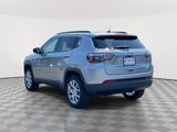 Used 2022 Jeep Compass Latitude image 5