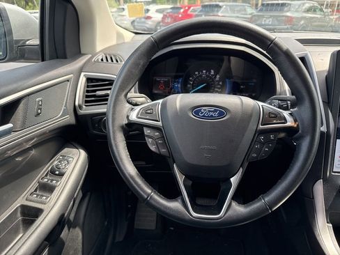 Used 2024 Ford Edge SEL AWD/4WD image 11