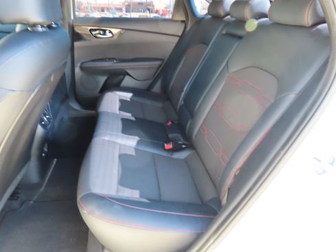 Used 2023 Kia Forte GT image 9