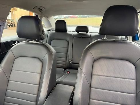 Used 2024 Volkswagen Jetta SE FWD image 48