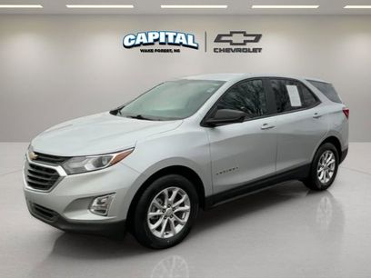 Used 2021 Chevrolet Equinox LS w/ LS Convenience Package