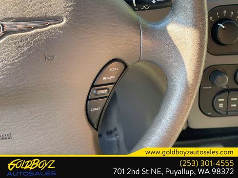 Used 2005 Chrysler Sebring Convertible FWD image 18