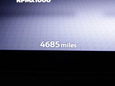 Used 2025 Nissan Kicks SR image 24