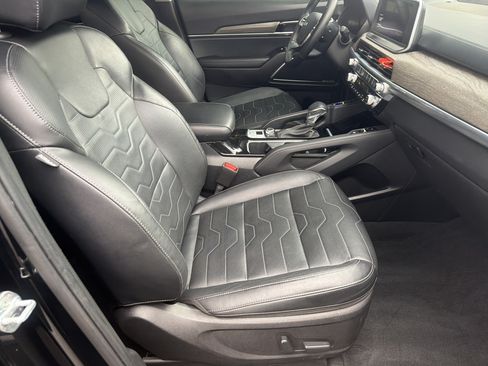 Used 2022 Kia Telluride SX w/ SX Prestige Package AWD/4WD image 16