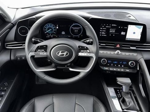 New 2026 Hyundai Elantra Limited w/ Cargo Package FWD image 17
