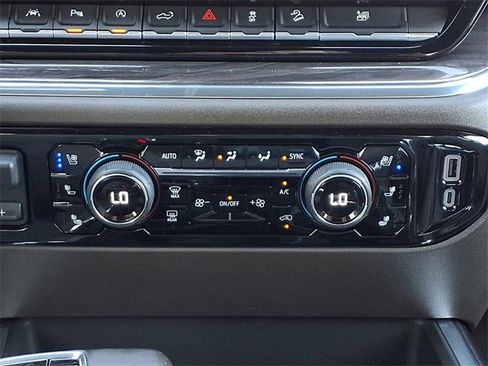 Used 2024 Chevrolet Silverado 1500 LTZ image 16