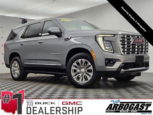 Used 2025 GMC Yukon Denali image 1