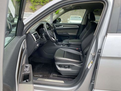 Certified 2023 Volkswagen Atlas SE AWD/4WD image 9