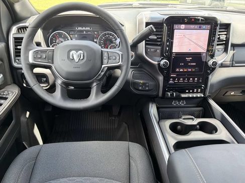 New 2026 RAM 2500 Big Horn AWD/4WD image 30