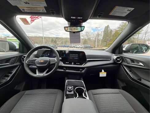 New 2026 Chevrolet Equinox LT image 27