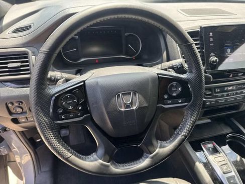 Used 2023 Honda Passport Elite image 22