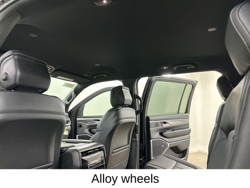 New 2026 Jeep Grand Wagoneer Limited AWD/4WD image 26