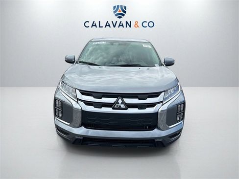 Used 2025 Mitsubishi Outlander Sport SE image 2