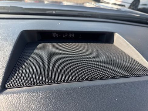 Used 2017 Toyota Sequoia SR5 image 28