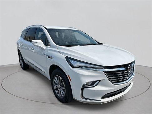 Used 2022 Buick Enclave Essence w/ LPO, Floor Liner Package image 79