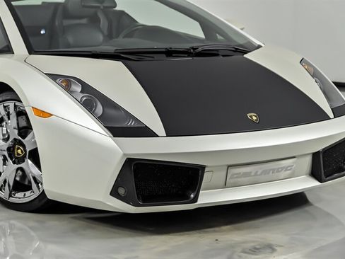Used 2007 Lamborghini Gallardo Spyder AWD/4WD image 3