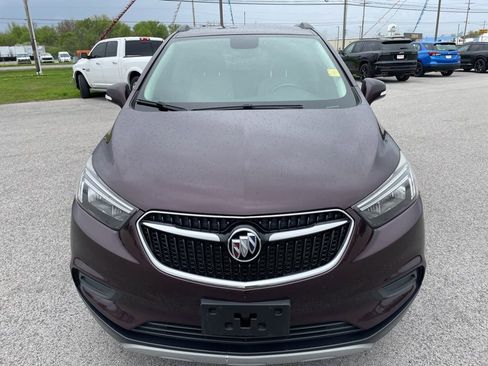 Used 2018 Buick Encore Preferred image 2