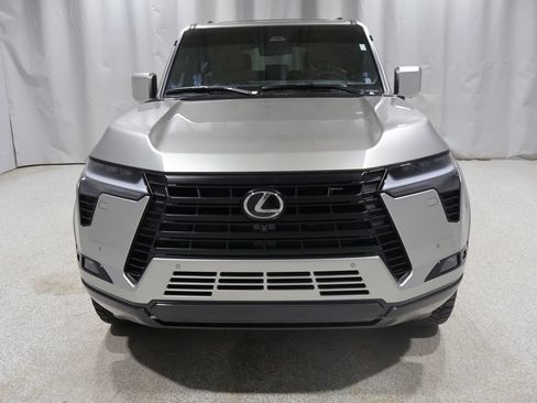 Used 2025 Lexus GX 550 AWD/4WD image 7