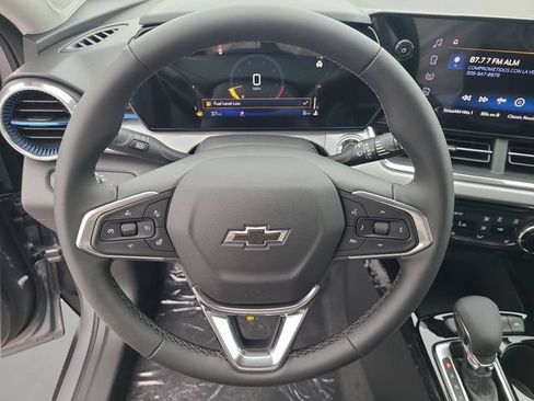 New 2026 Chevrolet Trax LT w/ Midnight Edition FWD image 21