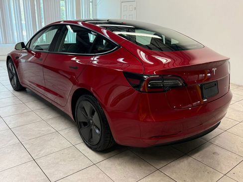 Used 2022 Tesla Model 3 Long Range AWD/4WD image 7