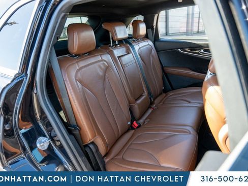 Used 2023 Lincoln Nautilus Reserve image 25