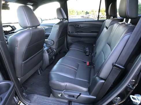 Used 2022 Honda Pilot TrailSport image 11