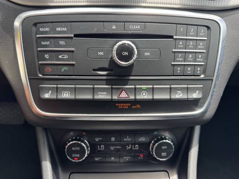 Used 2016 Mercedes-Benz GLA 250 4MATIC image 16
