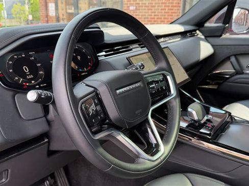 Used 2024 Land Rover Range Rover Sport SE AWD/4WD image 34