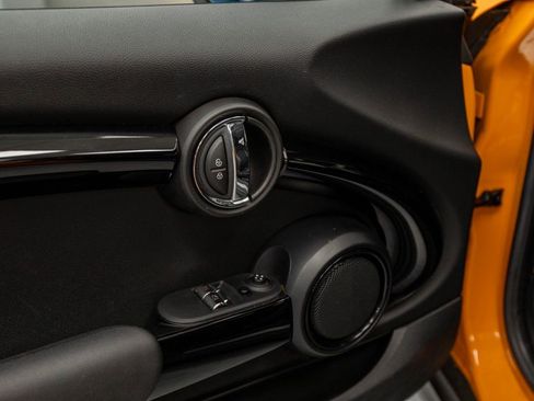 Used 2017 MINI Cooper S image 30