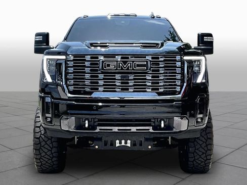Used 2024 GMC Sierra 2500 Denali Ultimate AWD/4WD image 4