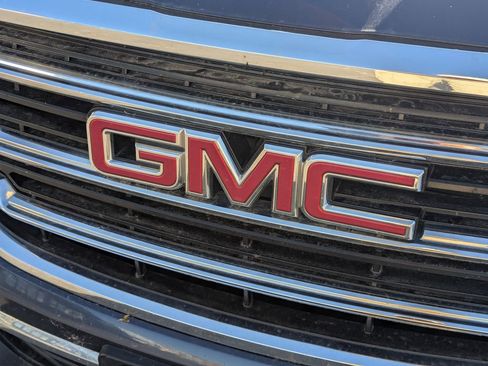Used 2019 GMC Terrain SLT w/ Preferred Package image 11